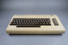 Lade das Bild in den Galerie-Viewer, Commodore C64 Computer