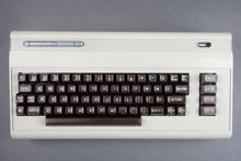 Lade das Bild in den Galerie-Viewer, Commodore C64 Computer