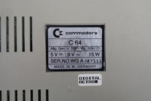Lade das Bild in den Galerie-Viewer, Commodore C64 Computer