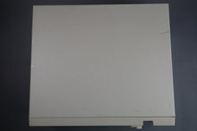 Lade das Bild in den Galerie-Viewer, Commodore C128D Computer