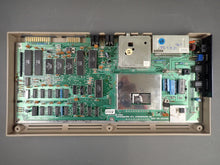 Lade das Bild in den Galerie-Viewer, Commodore C64 Computer