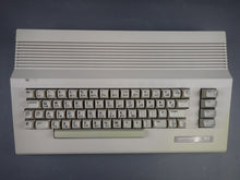 Lade das Bild in den Galerie-Viewer, Commodore C64C Computer