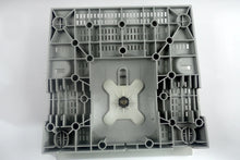 Lade das Bild in den Galerie-Viewer, Atari Monitorständer zu SM124 Monitor
