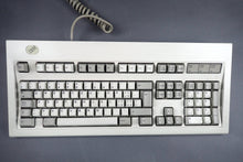 Lade das Bild in den Galerie-Viewer, IBM Modell M Tastatur
