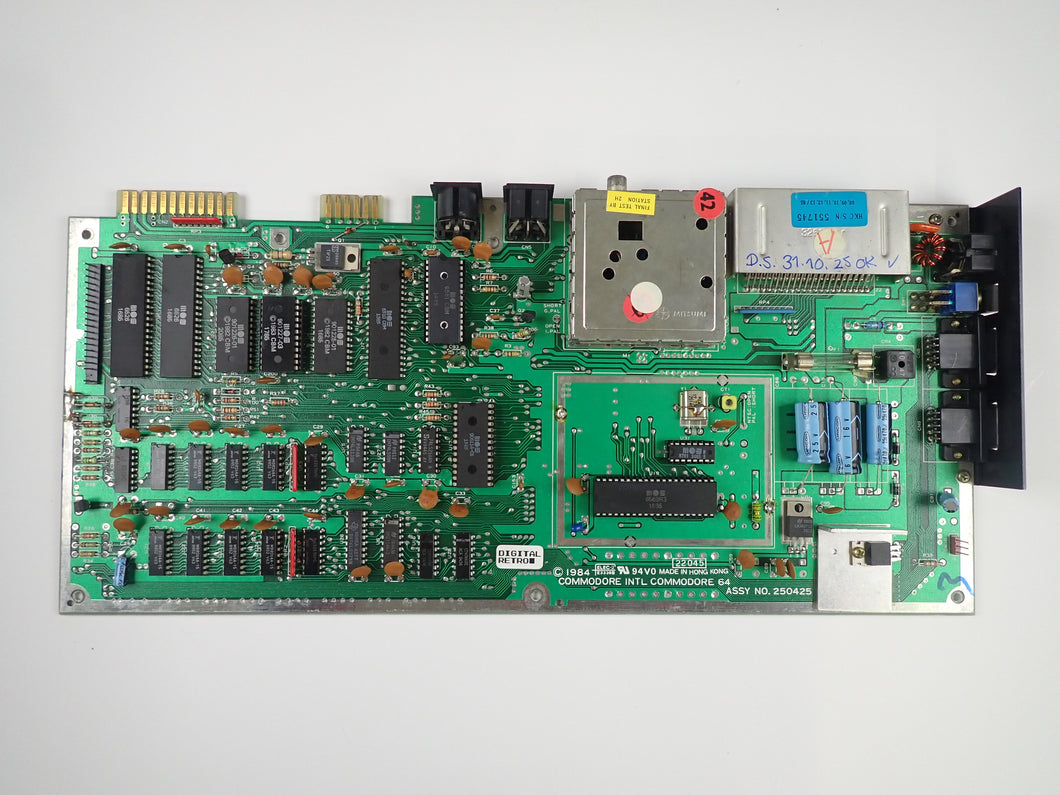 C64 Mainboard komplett ASSY NO. 250425