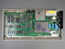 Lade das Bild in den Galerie-Viewer, Commodore C64 Computer
