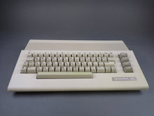Lade das Bild in den Galerie-Viewer, Commodore C64C Computer
