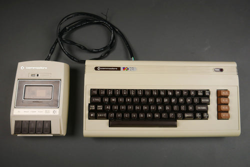 Commodore VC-20 und C2N Datasette weiss