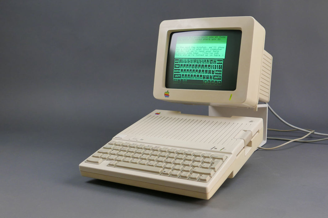 Apple IIc inkl. Monitor
